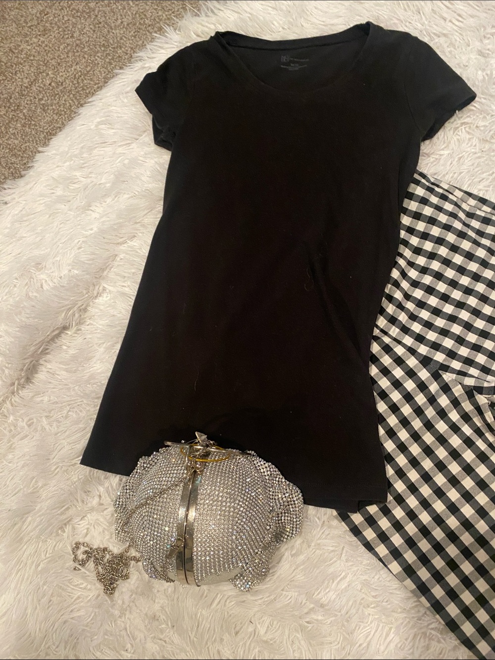 A new day pants andclassic scoop neck teeset Black & White Gingham Skinny Pants - Picture 3 of 8